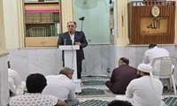 فرماندار گناوه در جمع نمازگزاران اهل سنت حضور یافت.